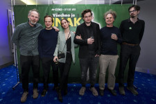 Jan Prušinovský, Vladimír Škultéty, Kryštof Hádek, Viktor Tauš, Jan Strejcovský, Eliška Křenková: Všechno je jinak