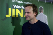 Jan Prušinovský, Vladimír Škultéty, Kryštof Hádek, Viktor Tauš, Jan Strejcovský, Eliška Křenková: Všechno je jinak
