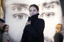 Tuva Novotny: Slepá skvrna