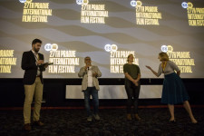 Son-Mother film delegation