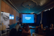 Screening of Skylarks on the String
