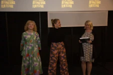 Projekce filmu Holčičí film - režisérka Alli Haapasalo
