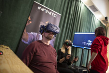 Café Vzlet - VR Cinema
