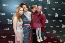 GALA SCREENING: MORNING GLOW 