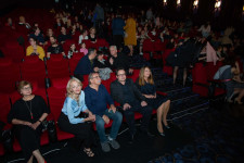GALA SCREENING: MORNING GLOW 