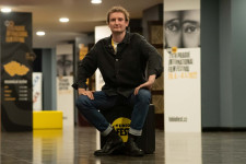 Projekce Atlas ptáků - režisér Olmo Omerzu