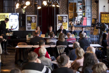 First press conference 5. 2. - Café - Café 