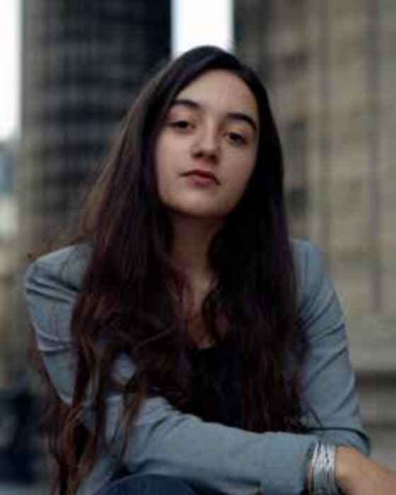 Luàna Bajrami foto