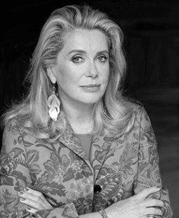 Catherine Deneuve photo