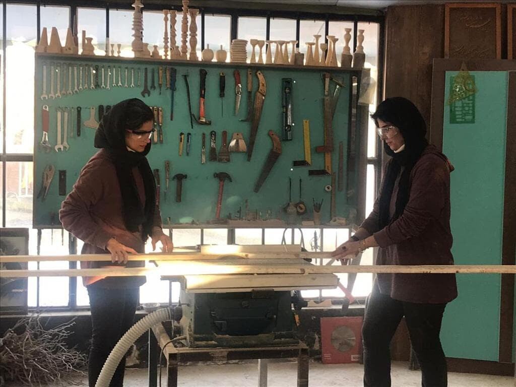 trailer Woodgirls - A Duet For a Dream