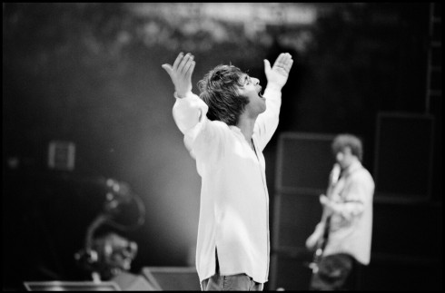 Picture Oasis: Supersonic
