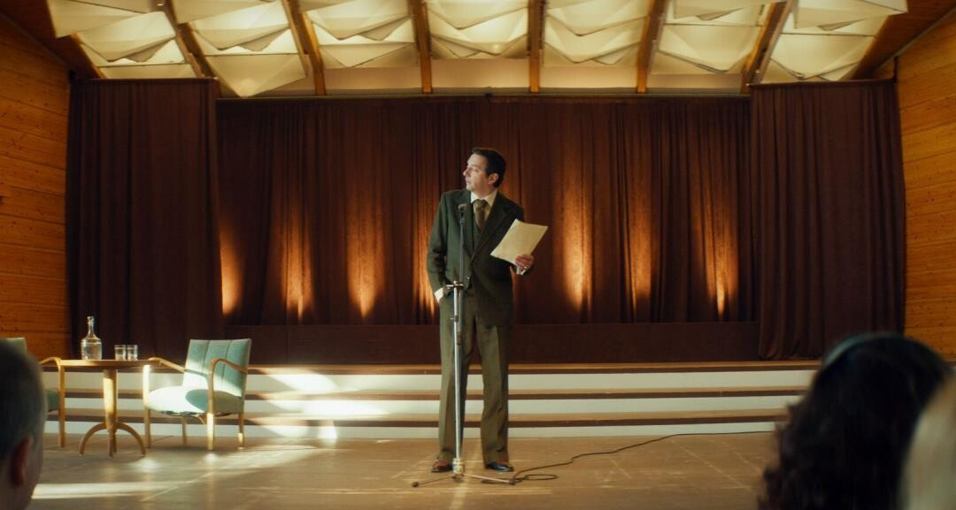 trailer The Humorist