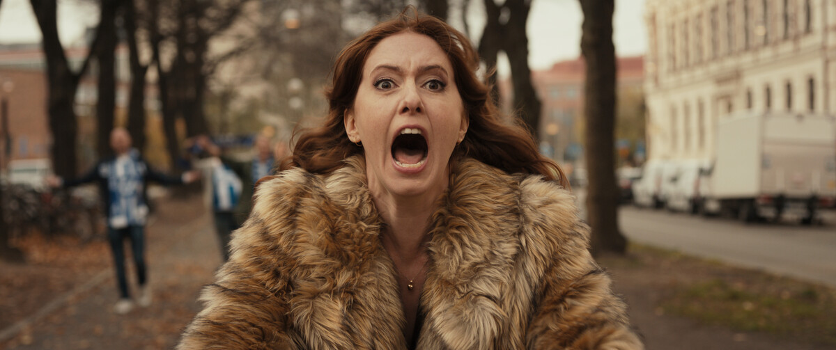 trailer Call Mom!
