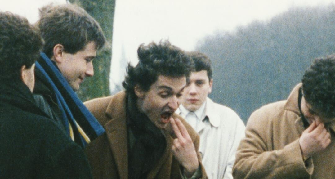 Snímek Život mrtvých