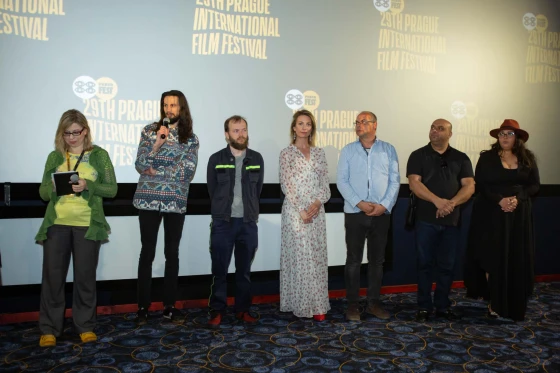 The tragicomedy Somewhere Over the Chemtrails arrived with a large delegation - Febiofest